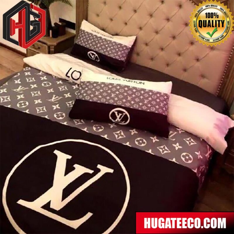 Louis Vuitton Luxury And Fashion Brand Logo 3 Color For Bedroom Queen Bedding Set